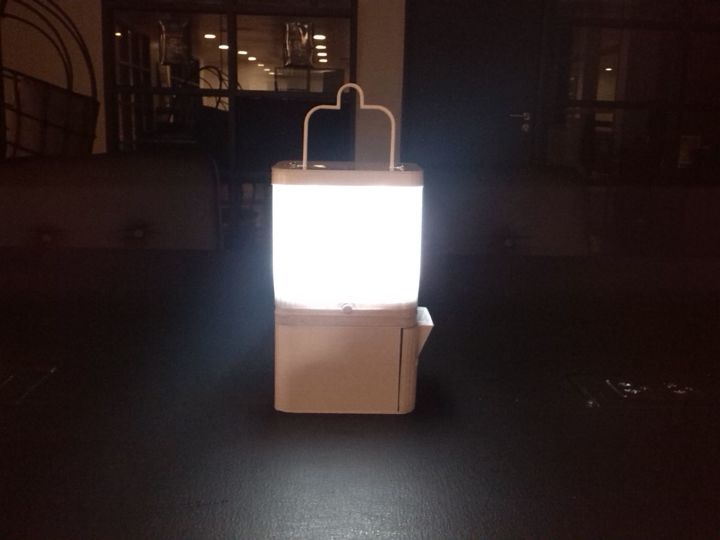 SALTのランプ、点灯するとこのようになります。