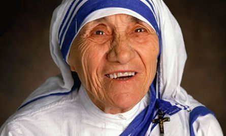 愛の反対は憎しみではない 無関心だ マザー テレサ
